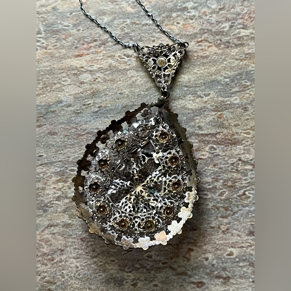 Art Deco Rhodium Plated And Enamel Painted Floral Design LavaliereStyle Necklace - Picture 8 of 16